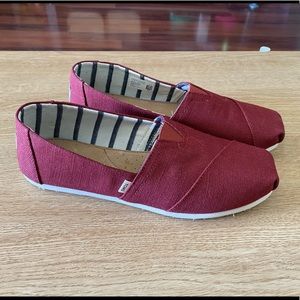 TOMS - Burgundy